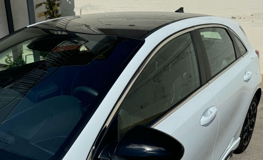 KIA ceed GT LINE
