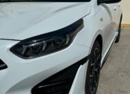 KIA ceed GT LINE