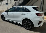 KIA ceed GT LINE