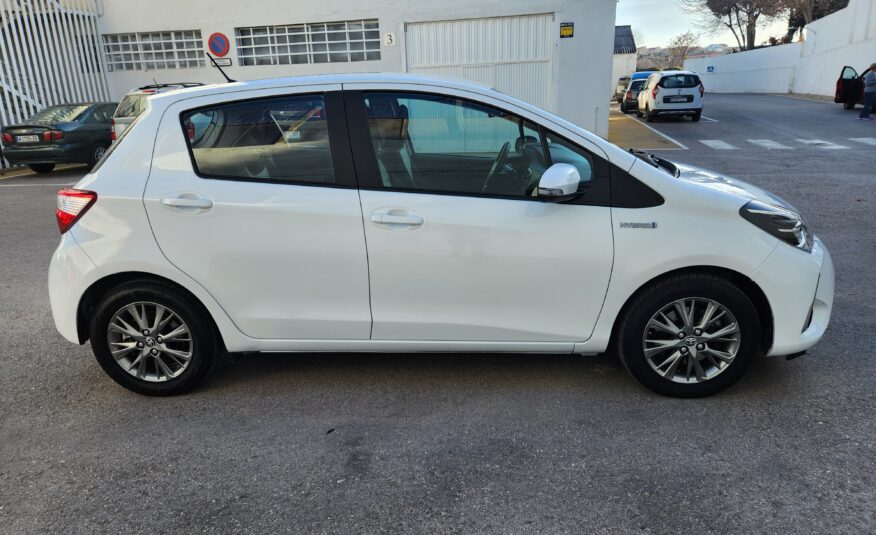 TOYOTA Yaris 1.5 Hybrid Active