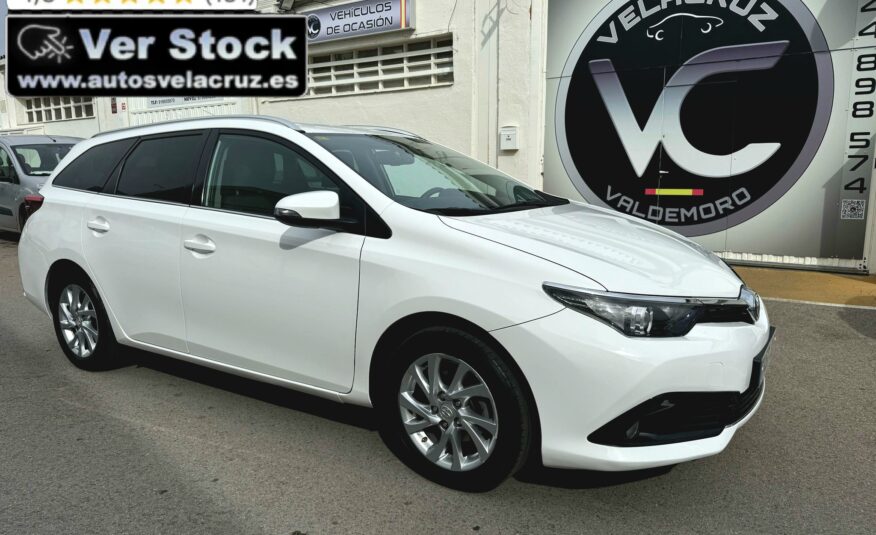 TOYOTA Auris TOURING