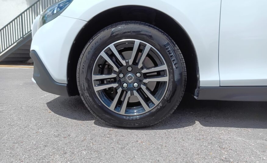 VOLVO V40 CROSS COUNTRY