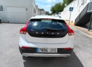 VOLVO V40 CROSS COUNTRY