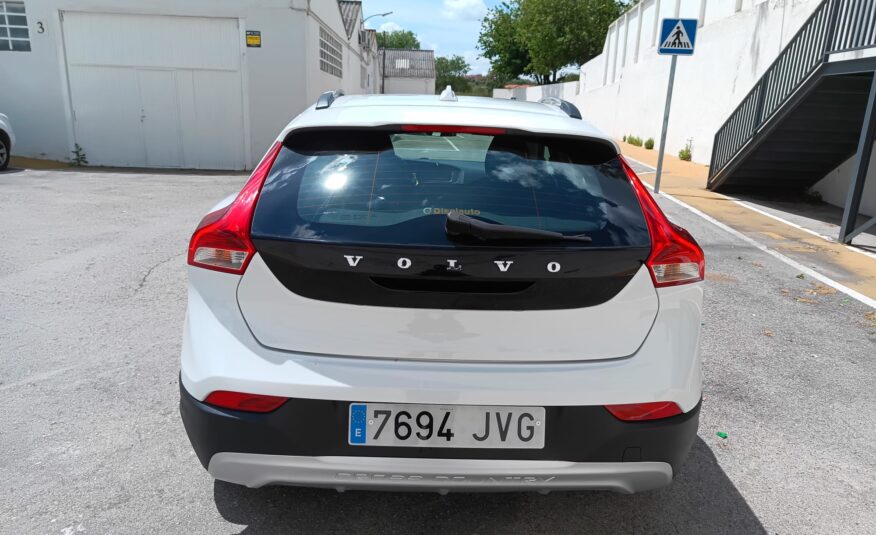 VOLVO V40 CROSS COUNTRY