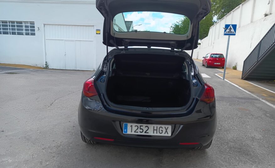 OPEL ASTRA 1.7 CDTi Edition