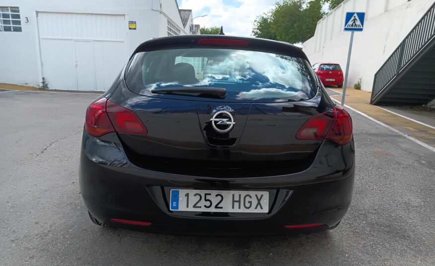 OPEL ASTRA 1.7 CDTi Edition