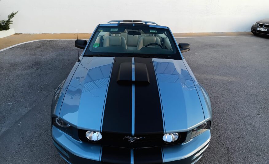 MUSTANG CHALLENGER GT AWD V8 CABRIO
