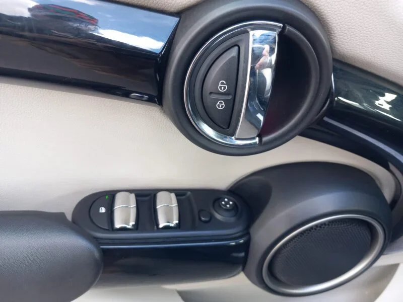 MINI COOPER S 5 PUERTAS