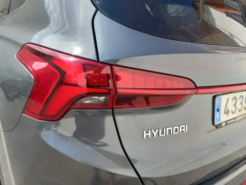 HYUNDAI SANTA FE HEV 7 PLAZAS