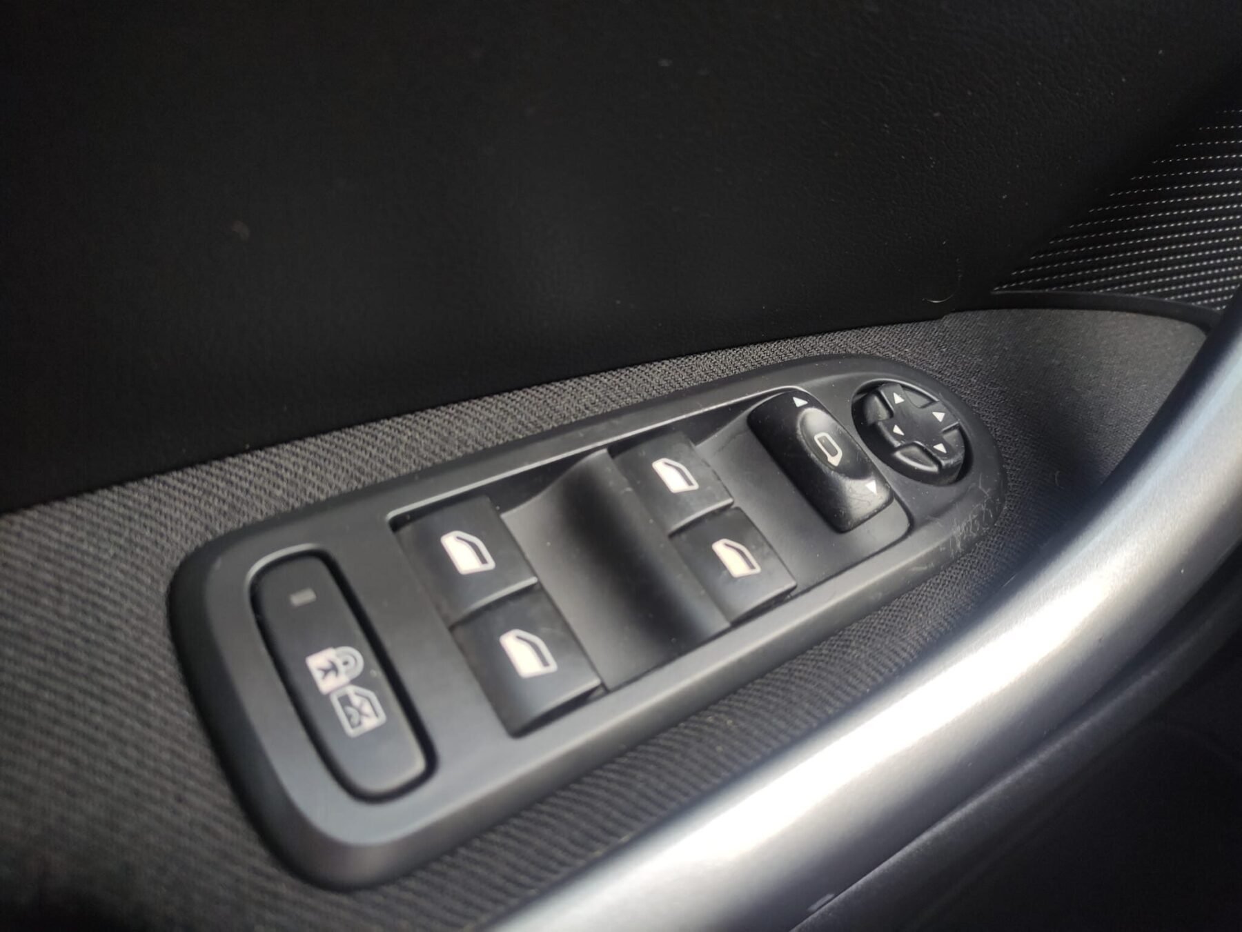 PEUGEOT 308 5P Access 1.6 HDI 92 FAP