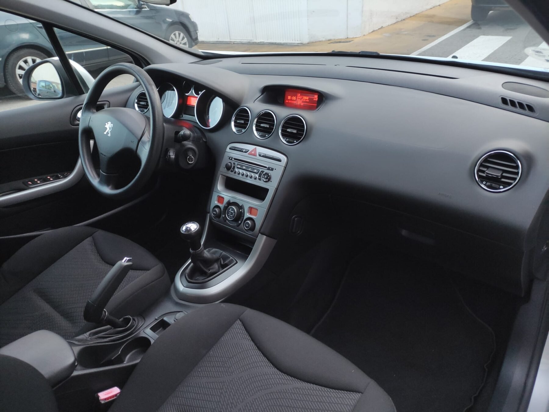 PEUGEOT 308 5P Access 1.6 HDI 92 FAP