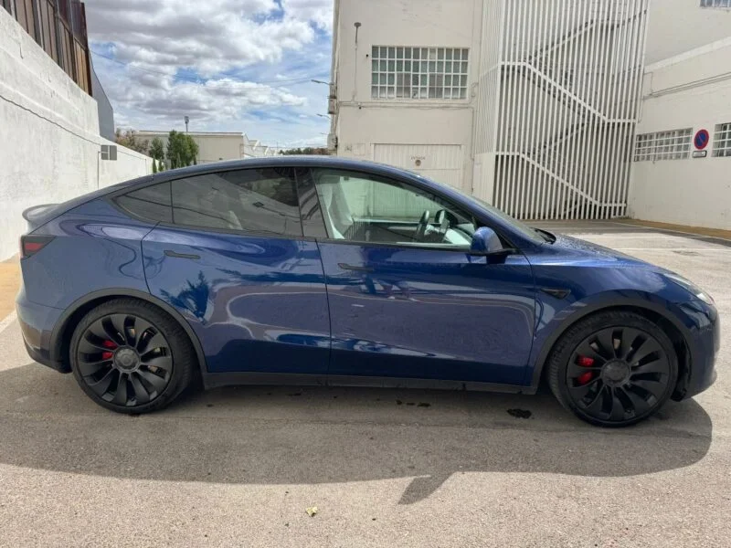 TESLA MODEL Y PERFORMACE