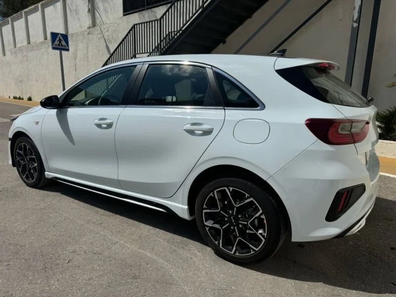 KIA CEED GT LINE