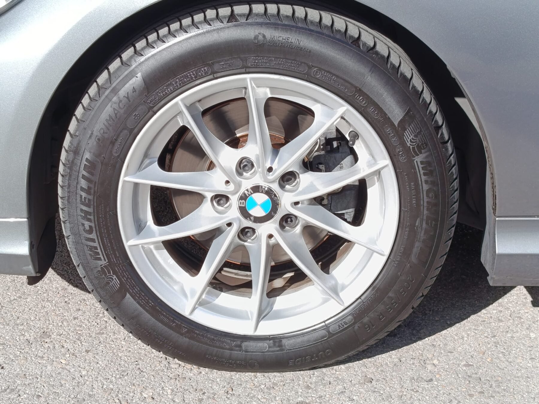 BMW Serie 3 318i E90