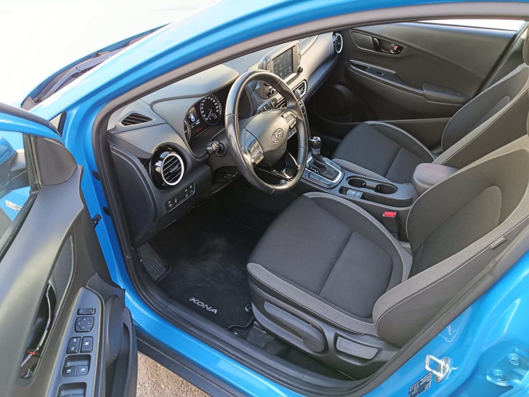 HYUNDAI KONA 1.6 GDI HEV Style Sky DCT