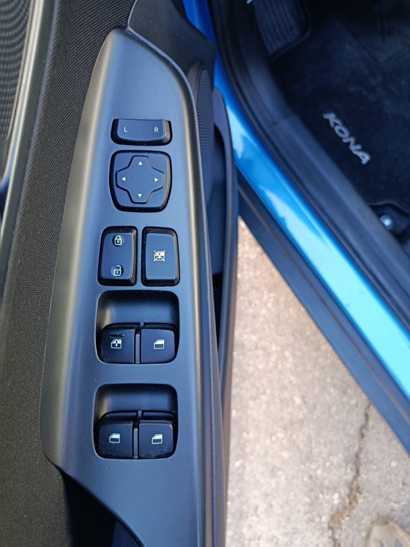 HYUNDAI KONA 1.6 GDI HEV Style Sky DCT