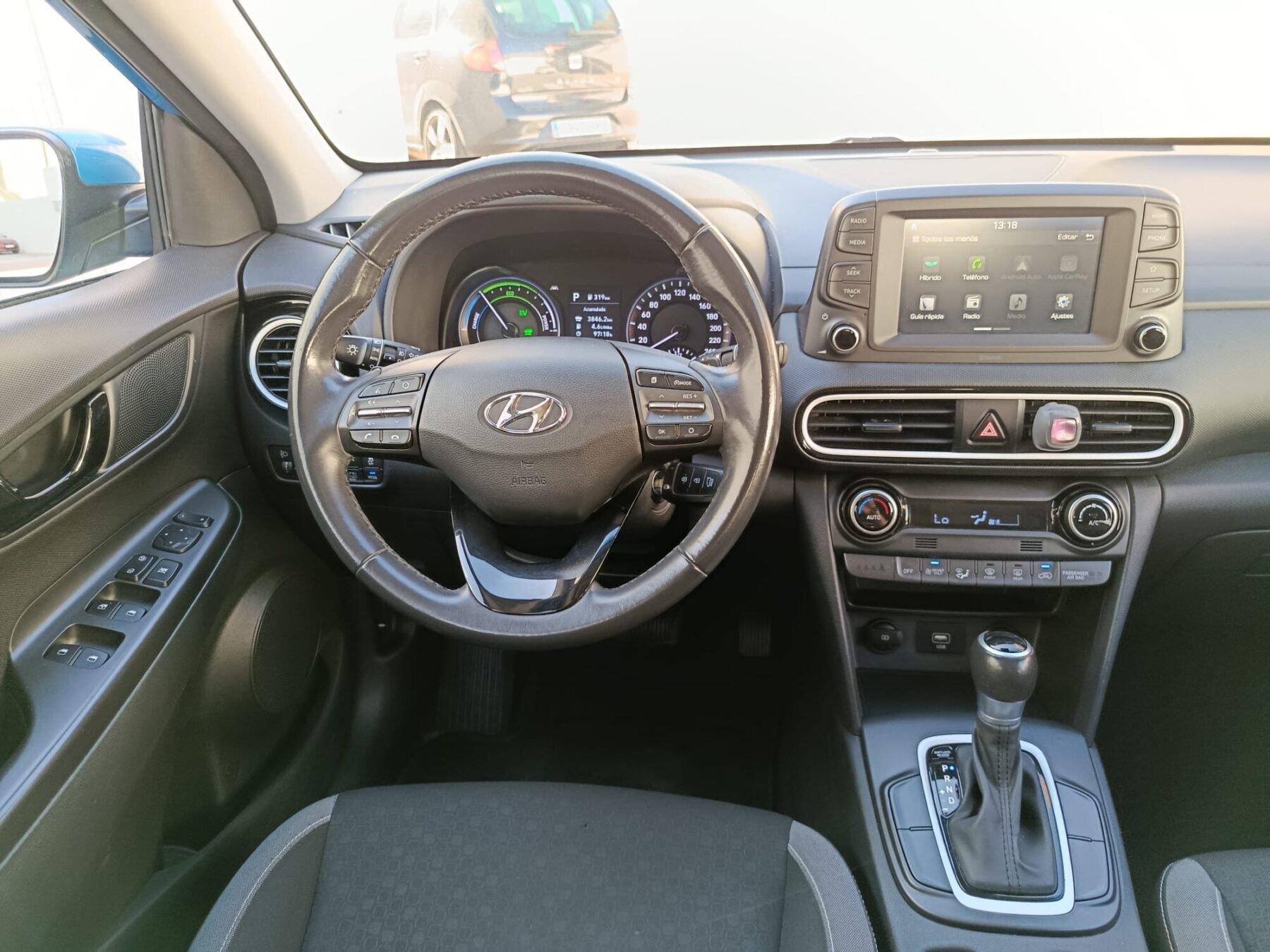 HYUNDAI KONA 1.6 GDI HEV Style Sky DCT