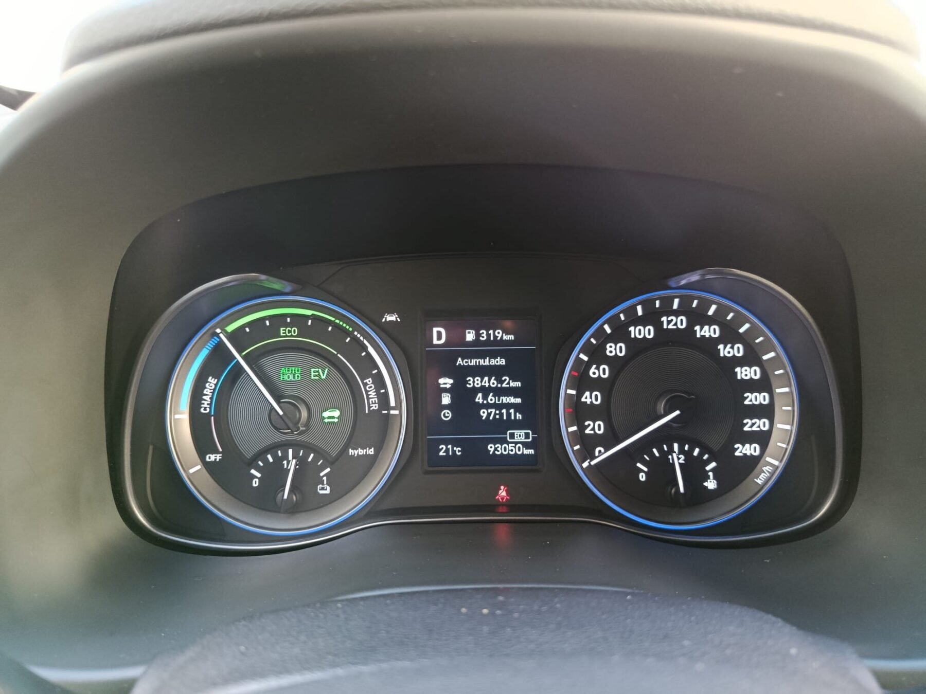 HYUNDAI KONA 1.6 GDI HEV Style Sky DCT