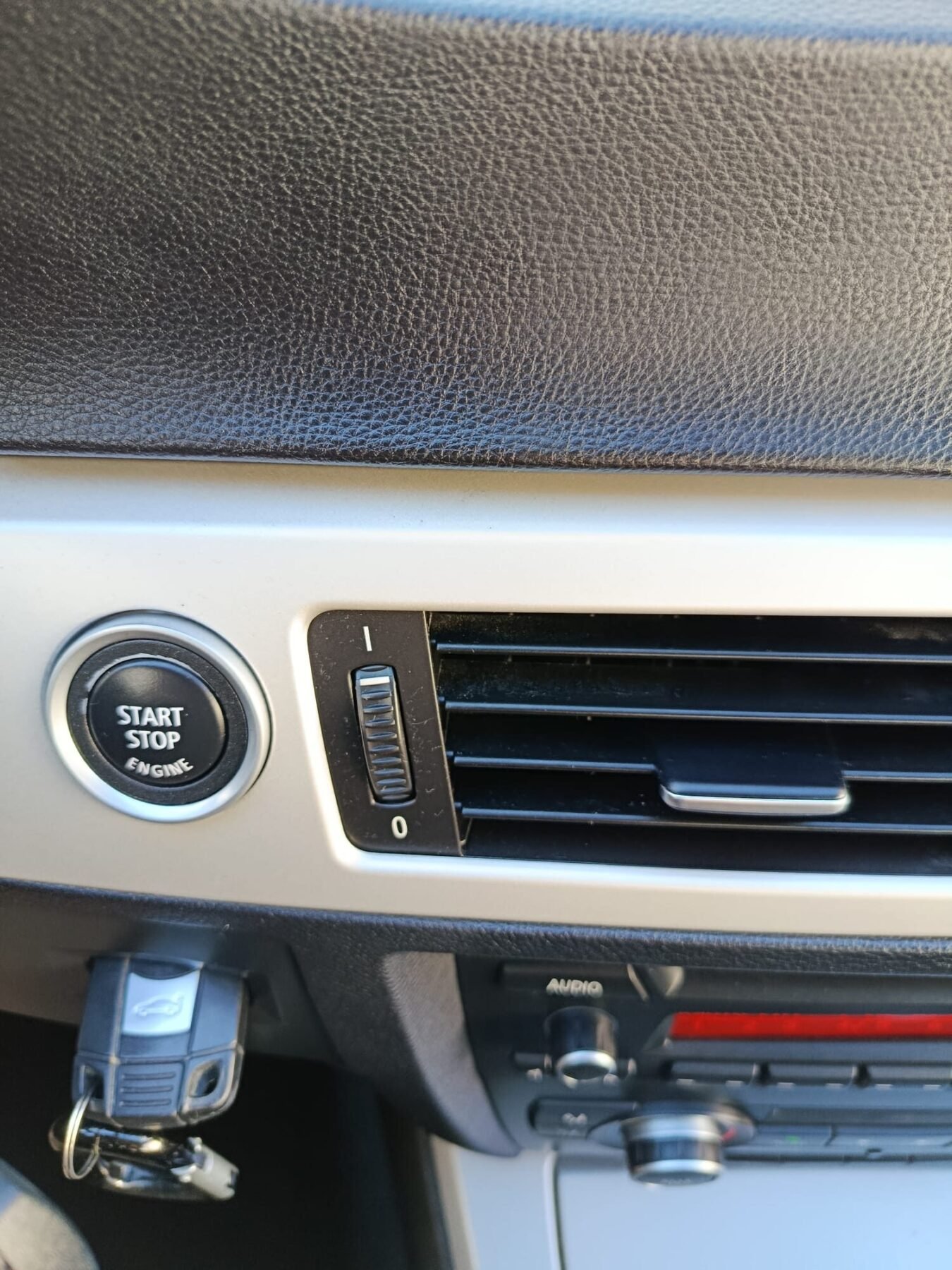 BMW Serie 3 318i E90