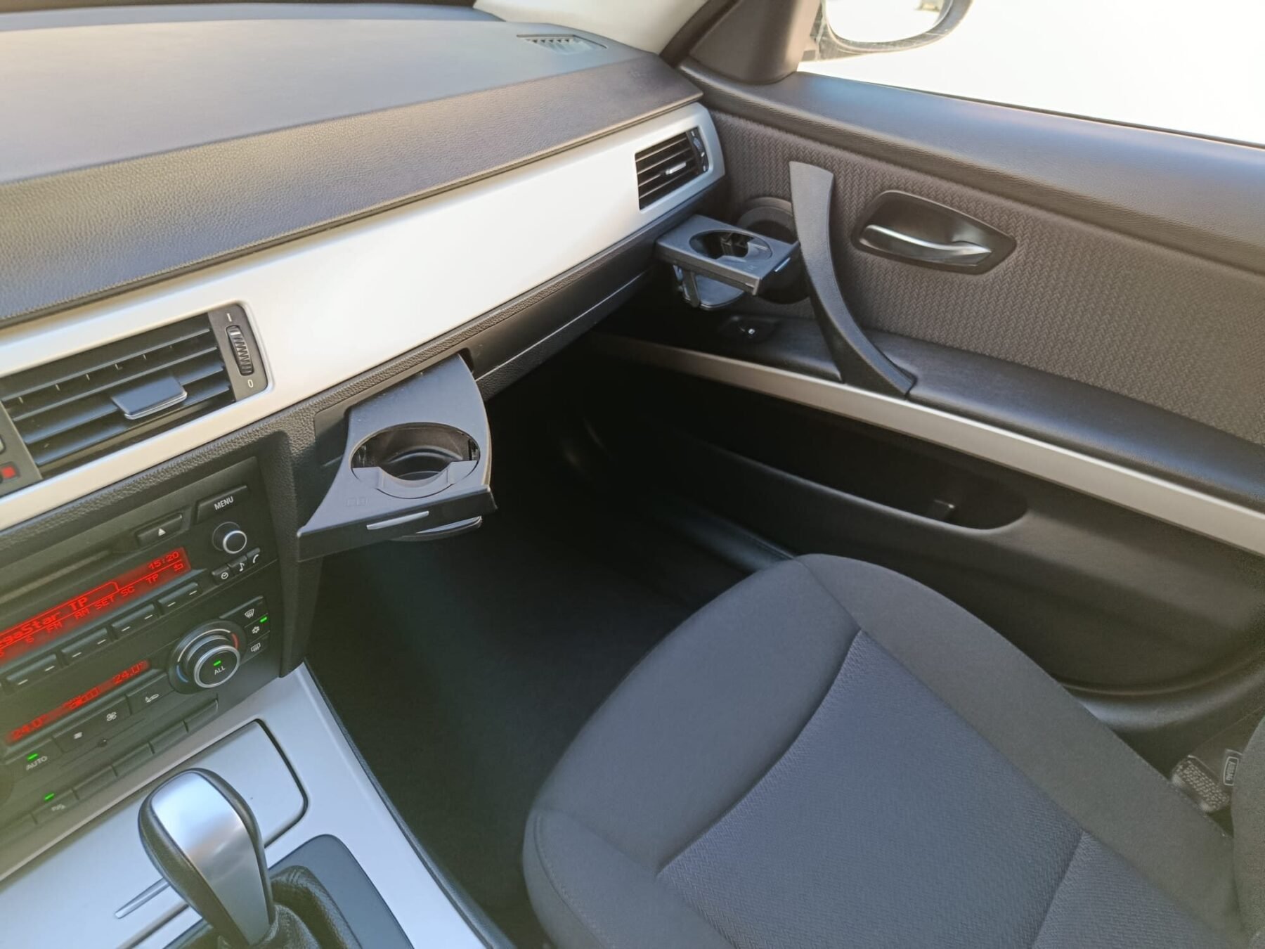 BMW Serie 3 318i E90