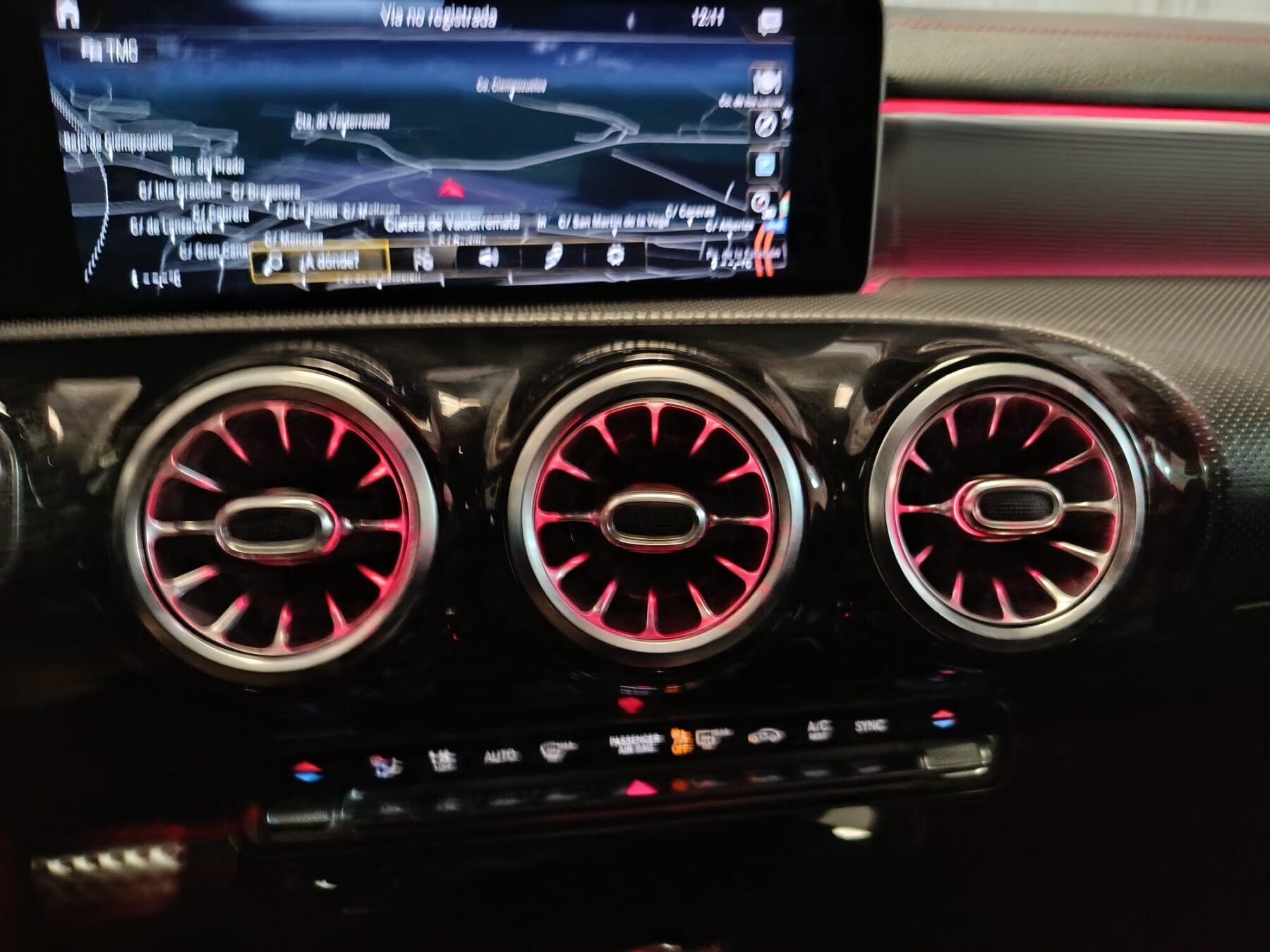 MERCEDES-BENZ CLA 200 D DCT Shooting Brake