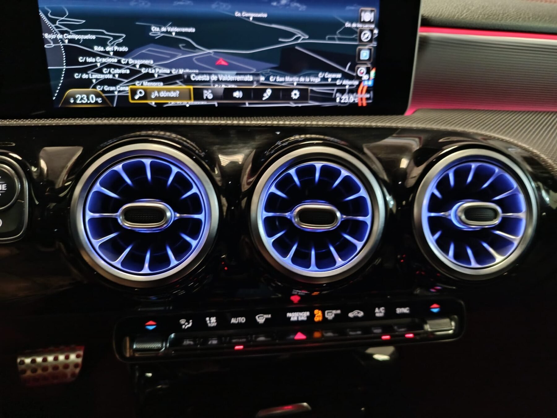 MERCEDES-BENZ CLA 200 D DCT Shooting Brake