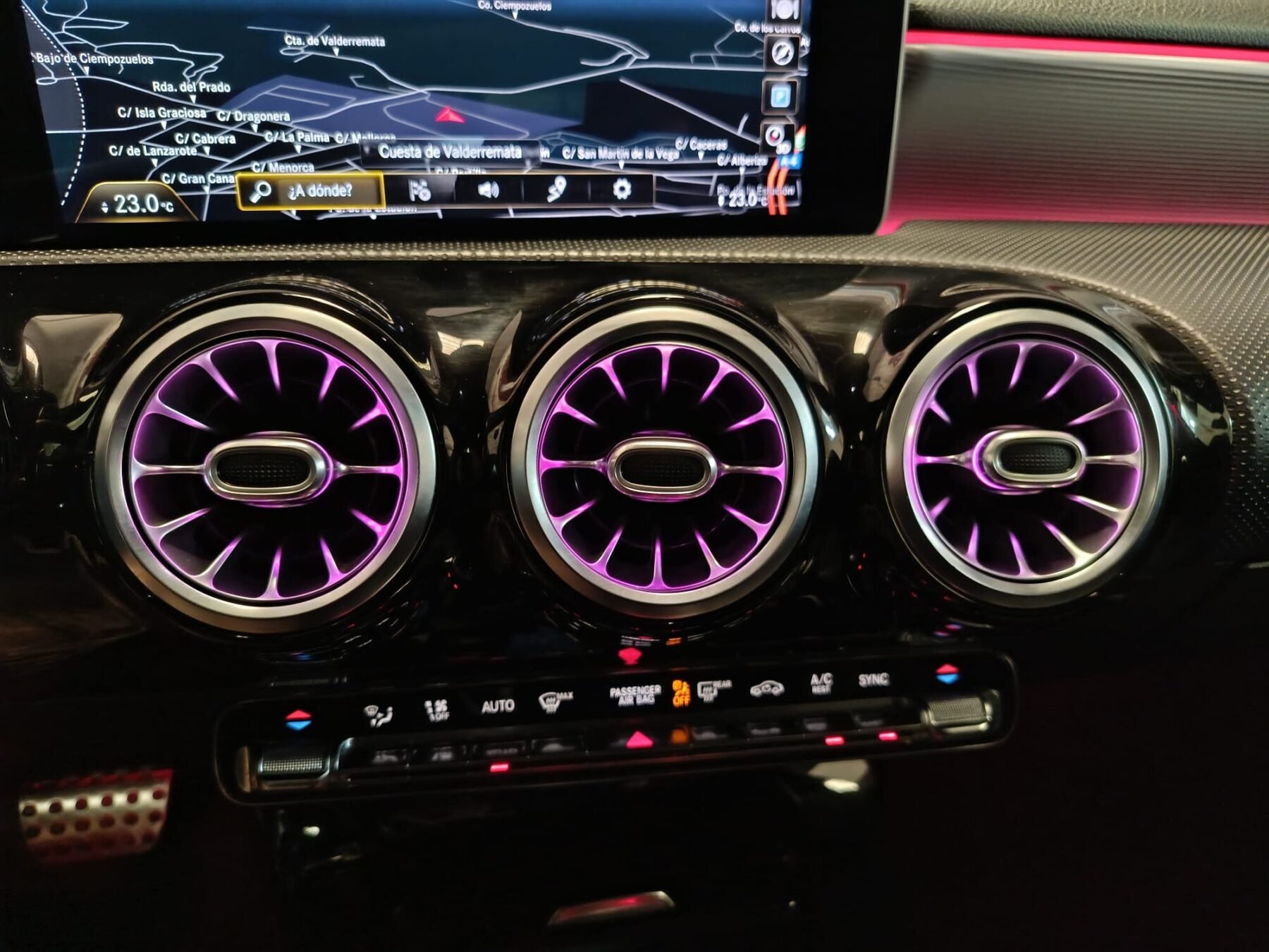 MERCEDES-BENZ CLA 200 D DCT Shooting Brake