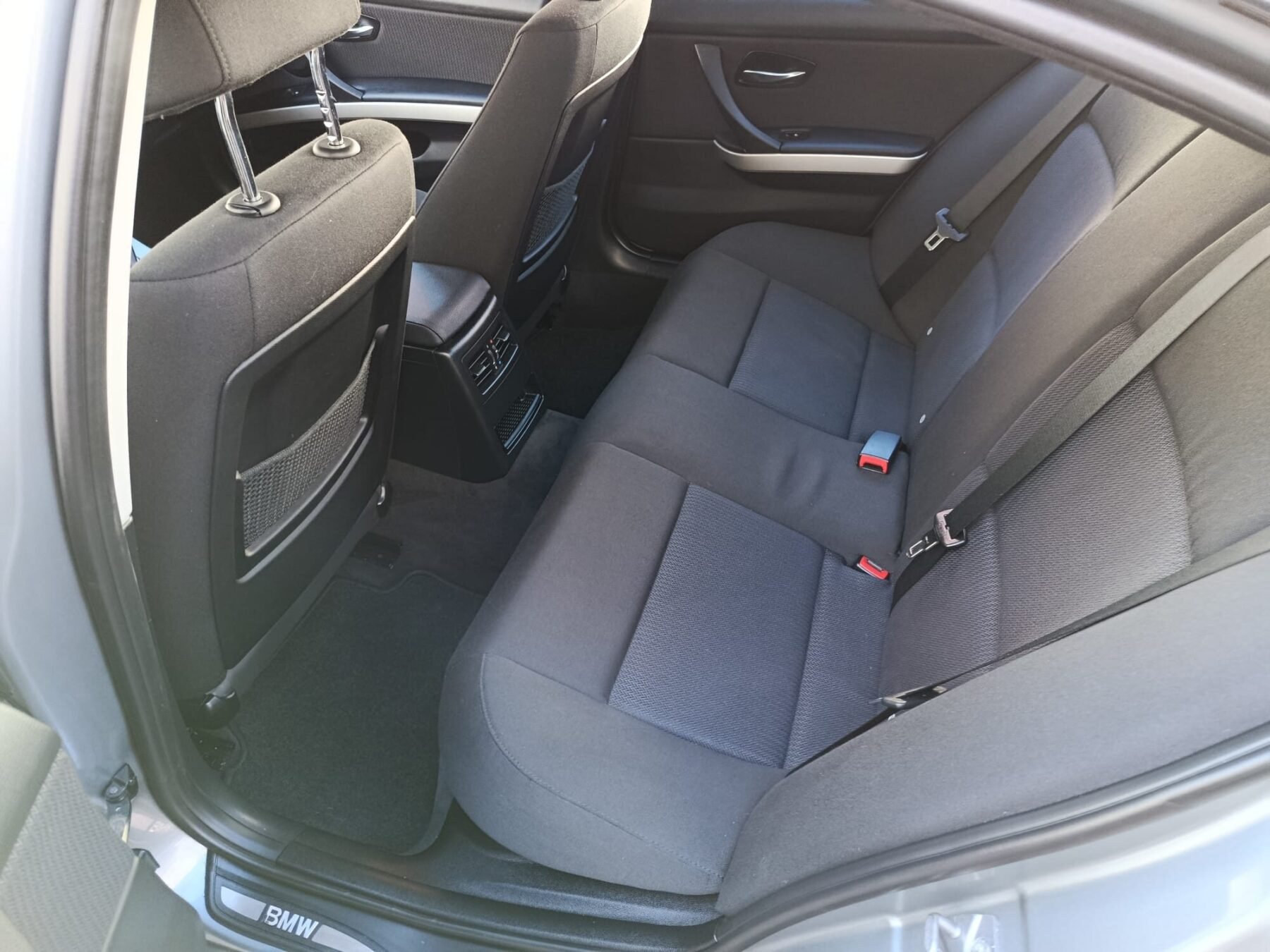 BMW Serie 3 318i E90