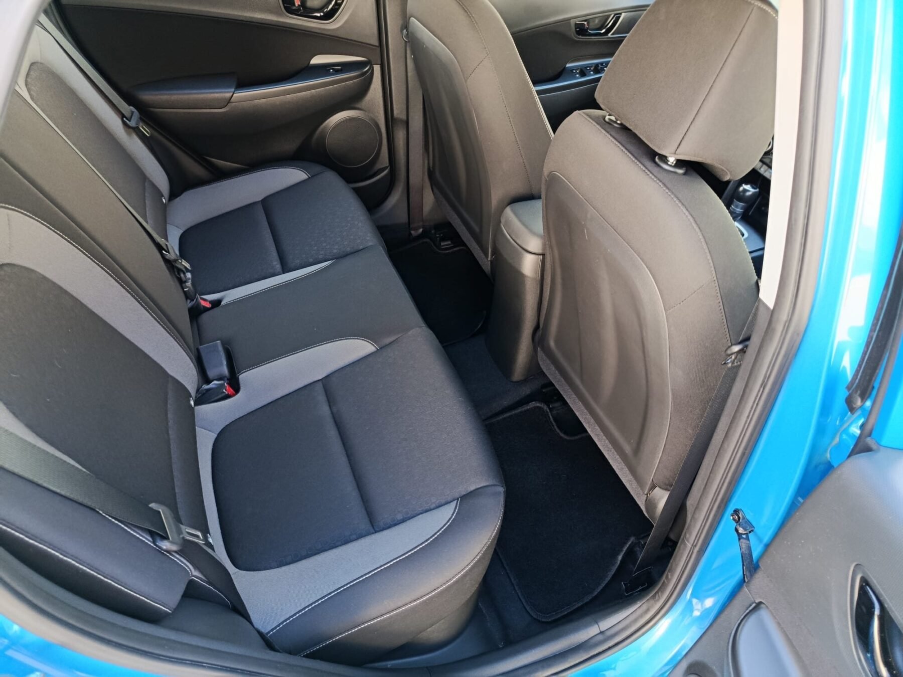 HYUNDAI KONA 1.6 GDI HEV Style Sky DCT