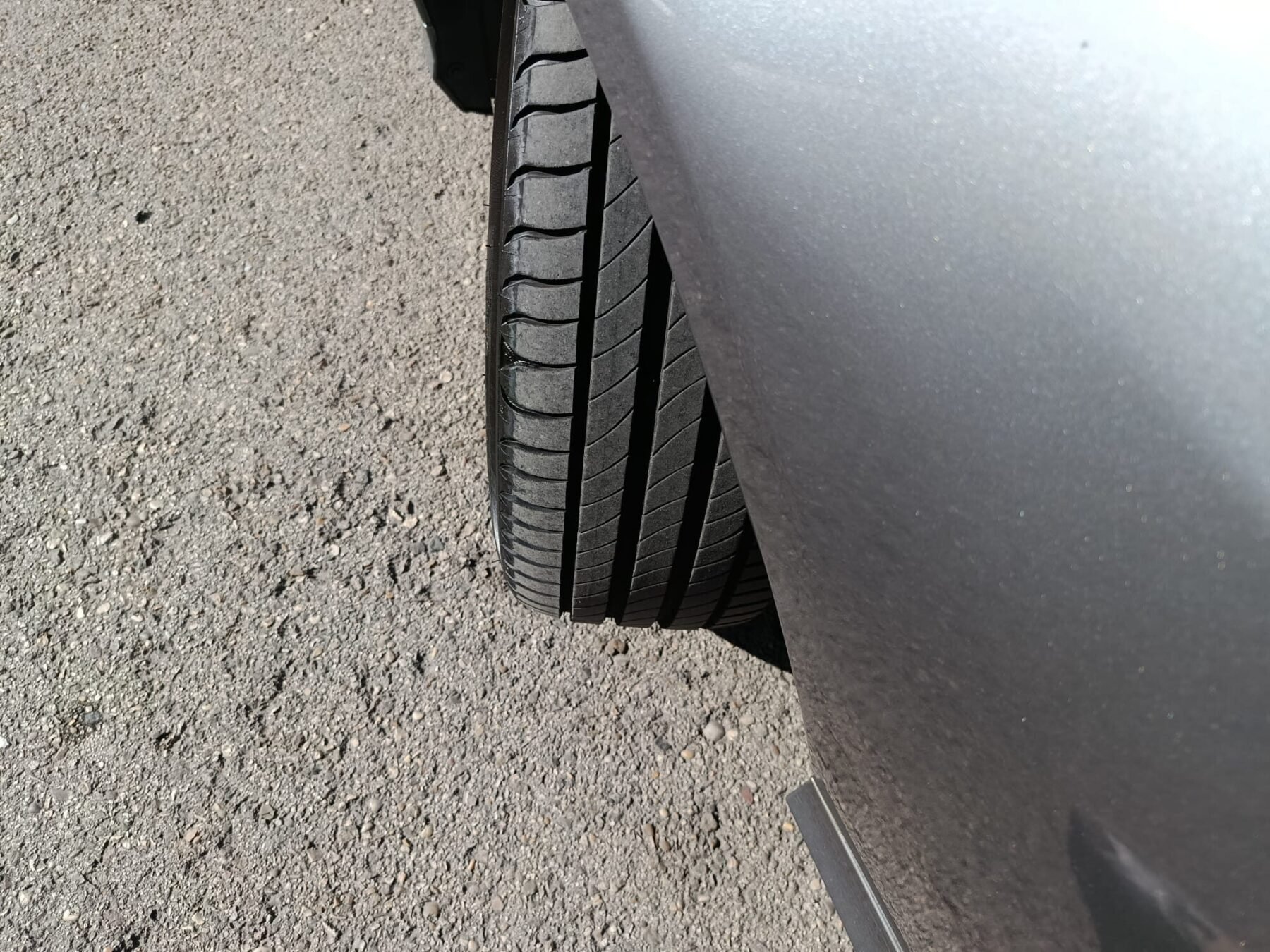 BMW Serie 3 318i E90