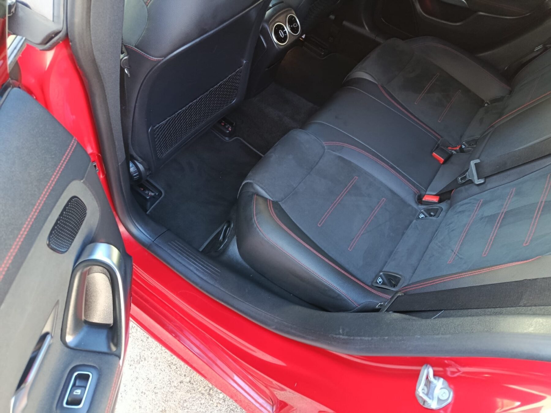 MERCEDES-BENZ CLA 200 D DCT Shooting Brake