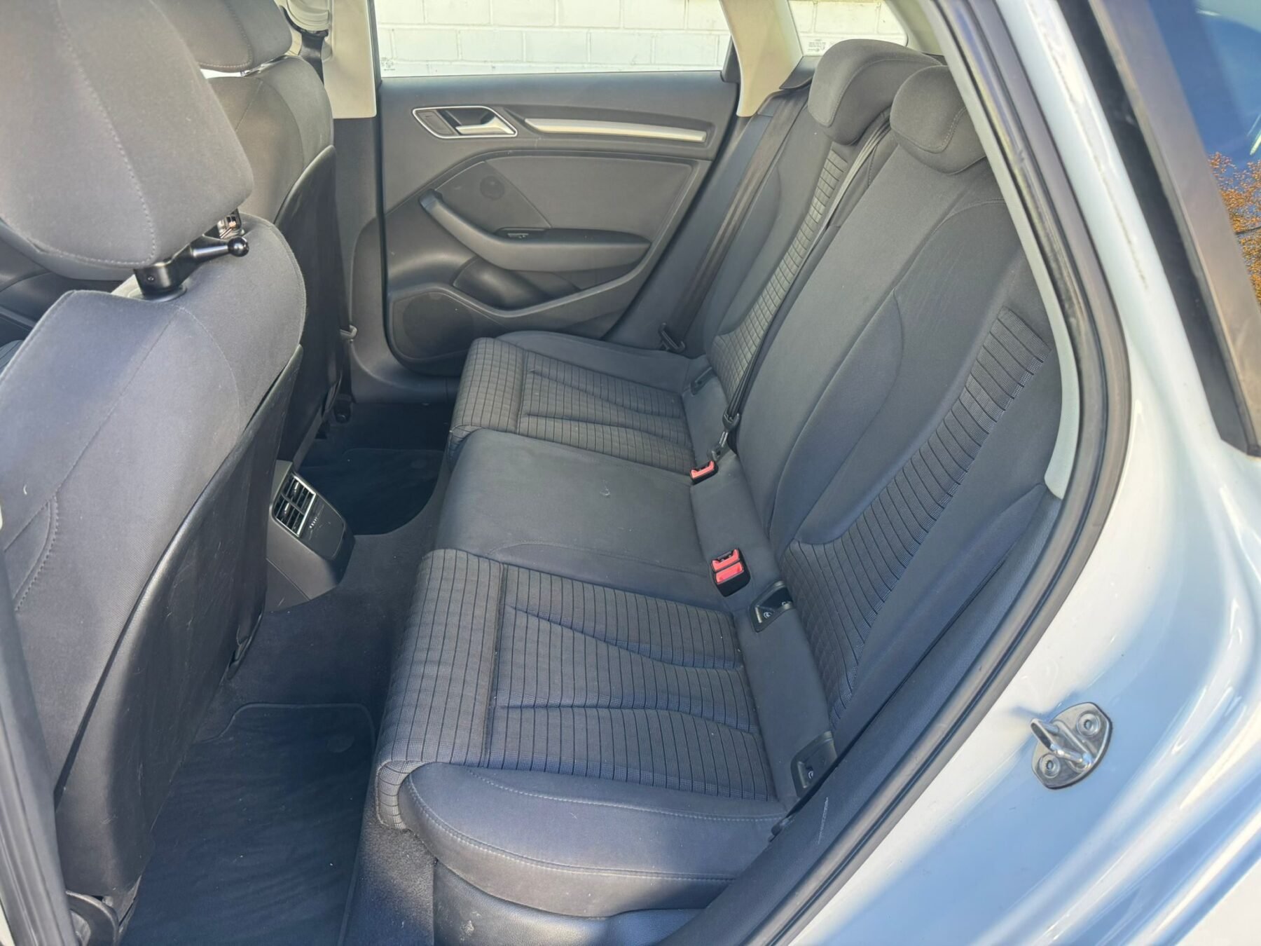 AUDI A3 Sportback 2.0 TDI clean d S line