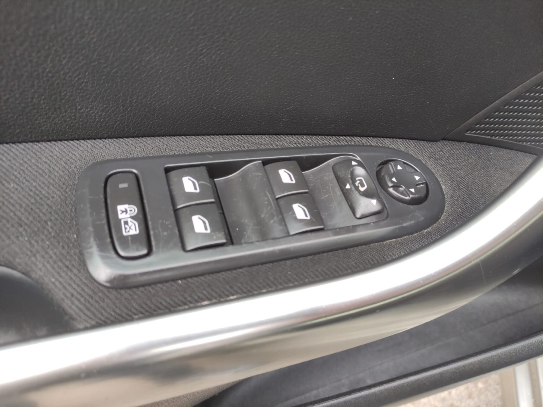 PEUGEOT 308 Active 1.6 VTi 120