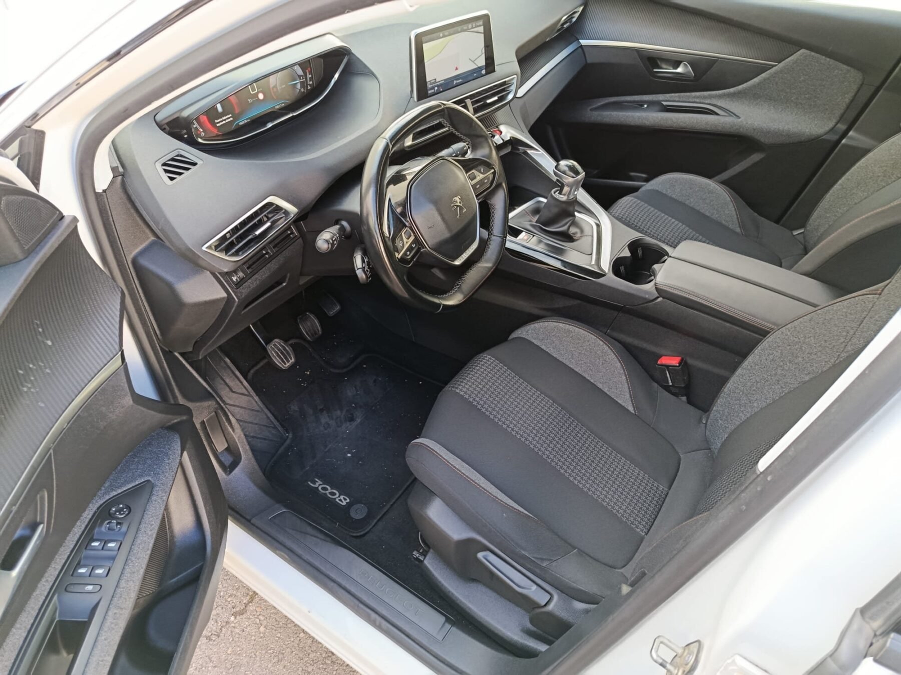 PEUGEOT 3008 1.5 BlueHDi 96kW 130CV SS Active