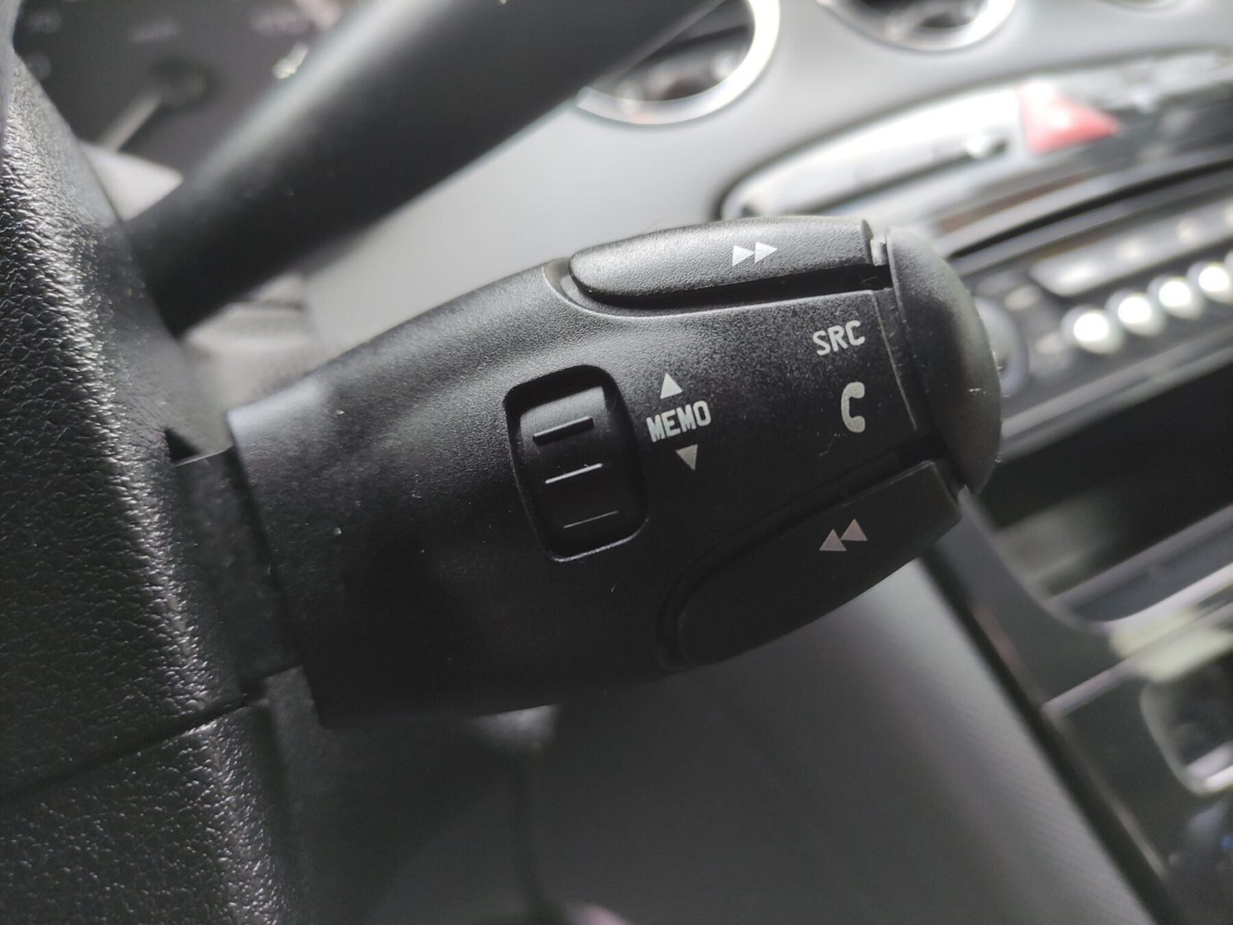 PEUGEOT 308 Active 1.6 VTi 120