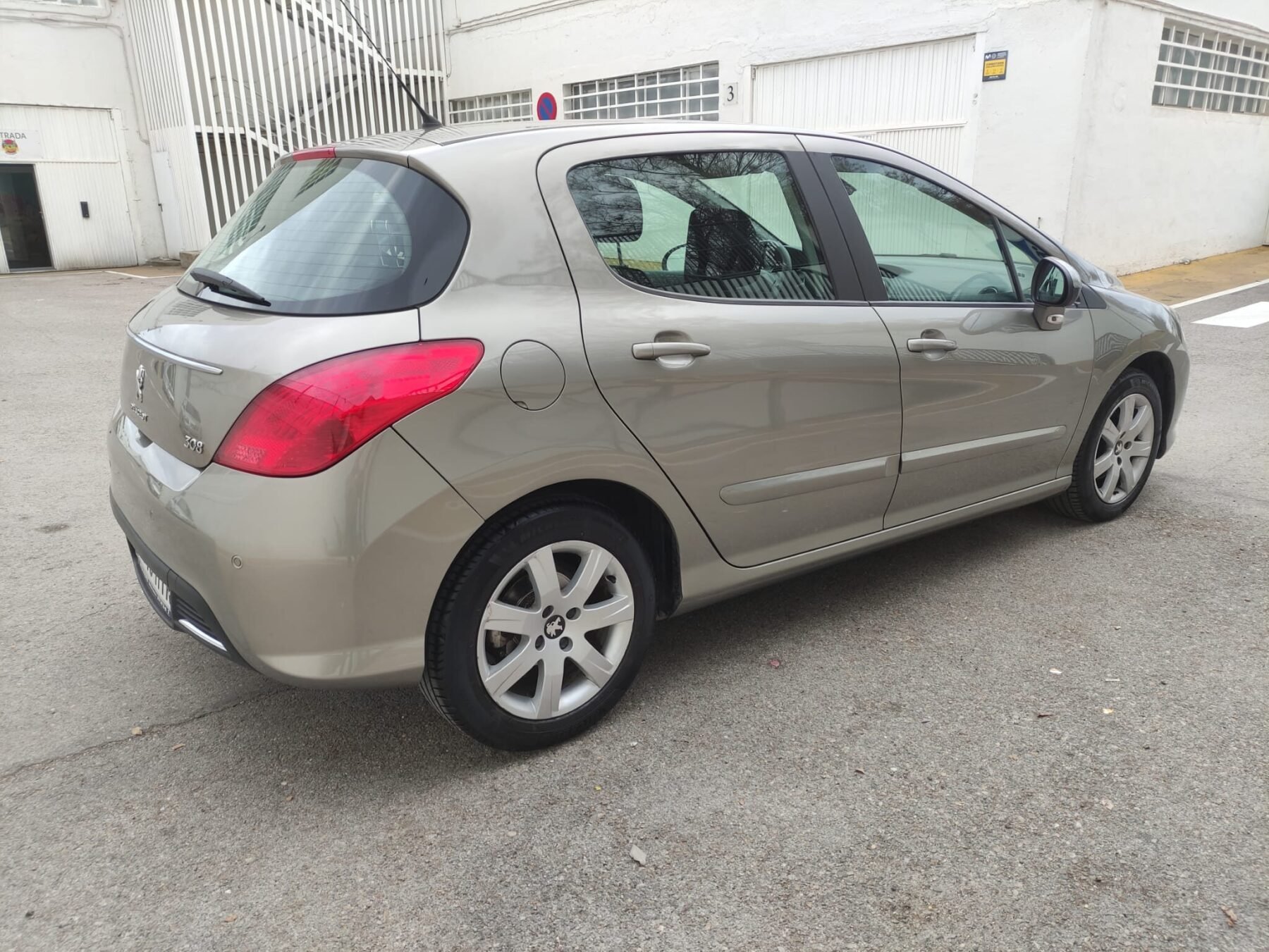 PEUGEOT 308 Active 1.6 VTi 120