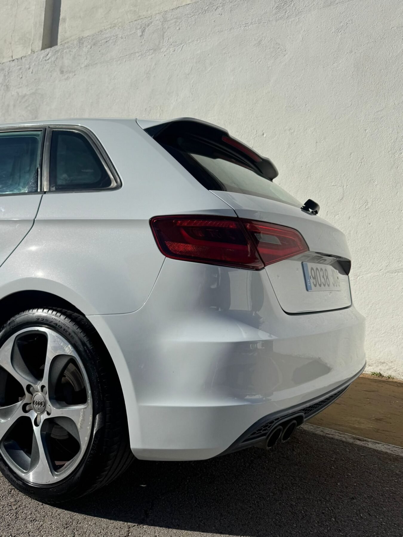 AUDI A3 Sportback 2.0 TDI clean d S line