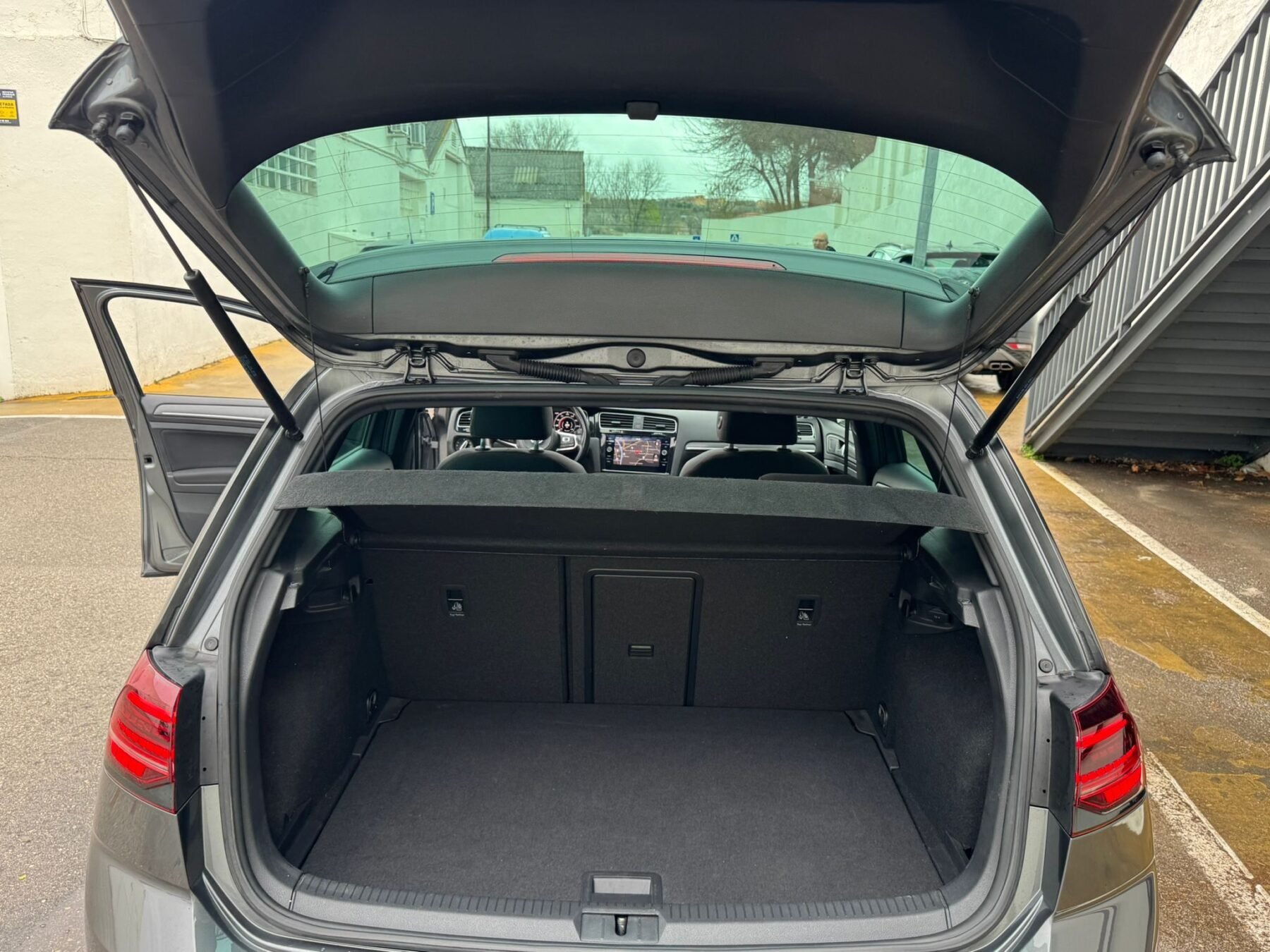 VOLKSWAGEN GOLF GTI Performance 2.0 TSI 180kW 245CV