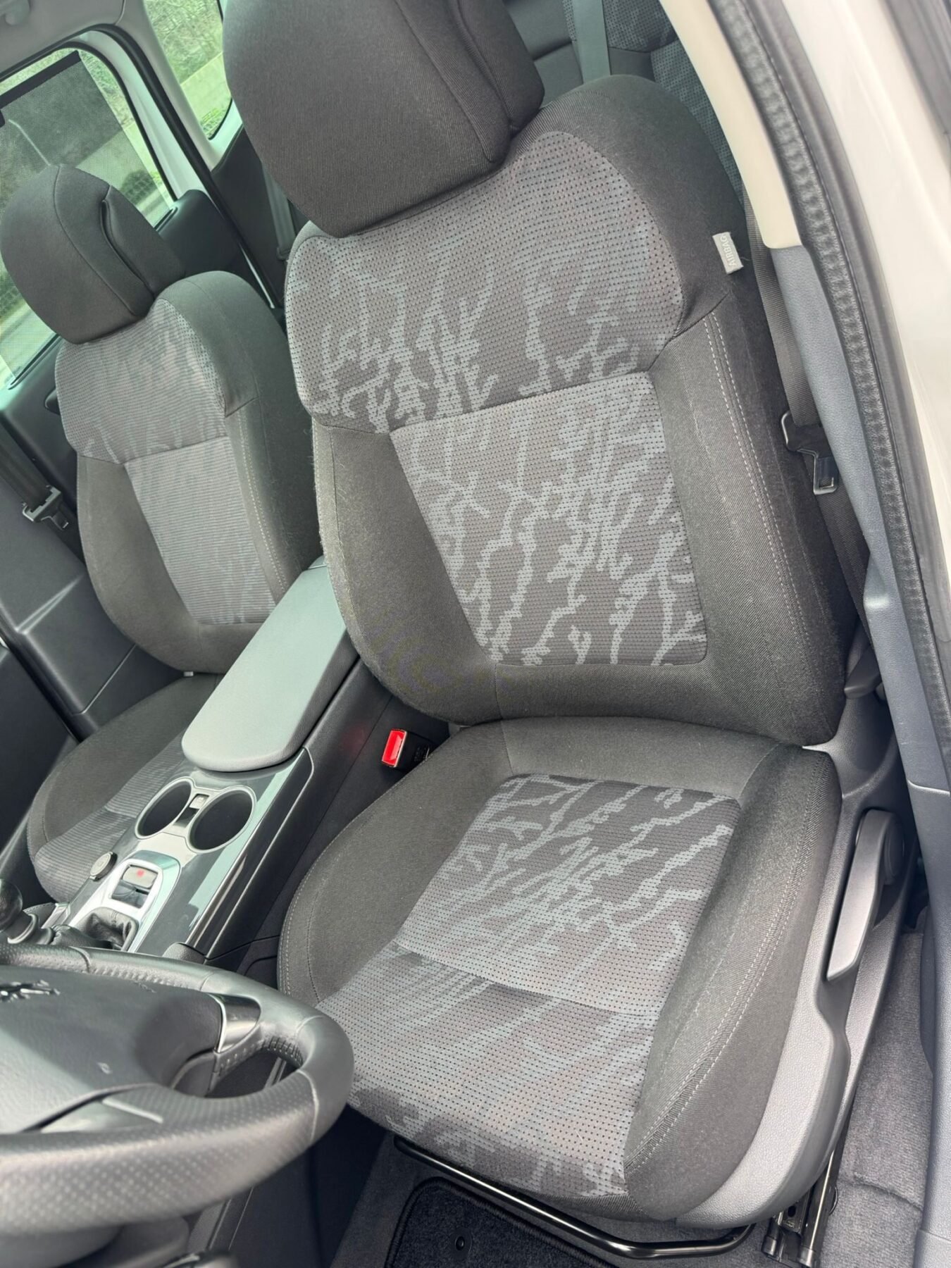 PEUGEOT 3008 Sport Pack 1.6 THP