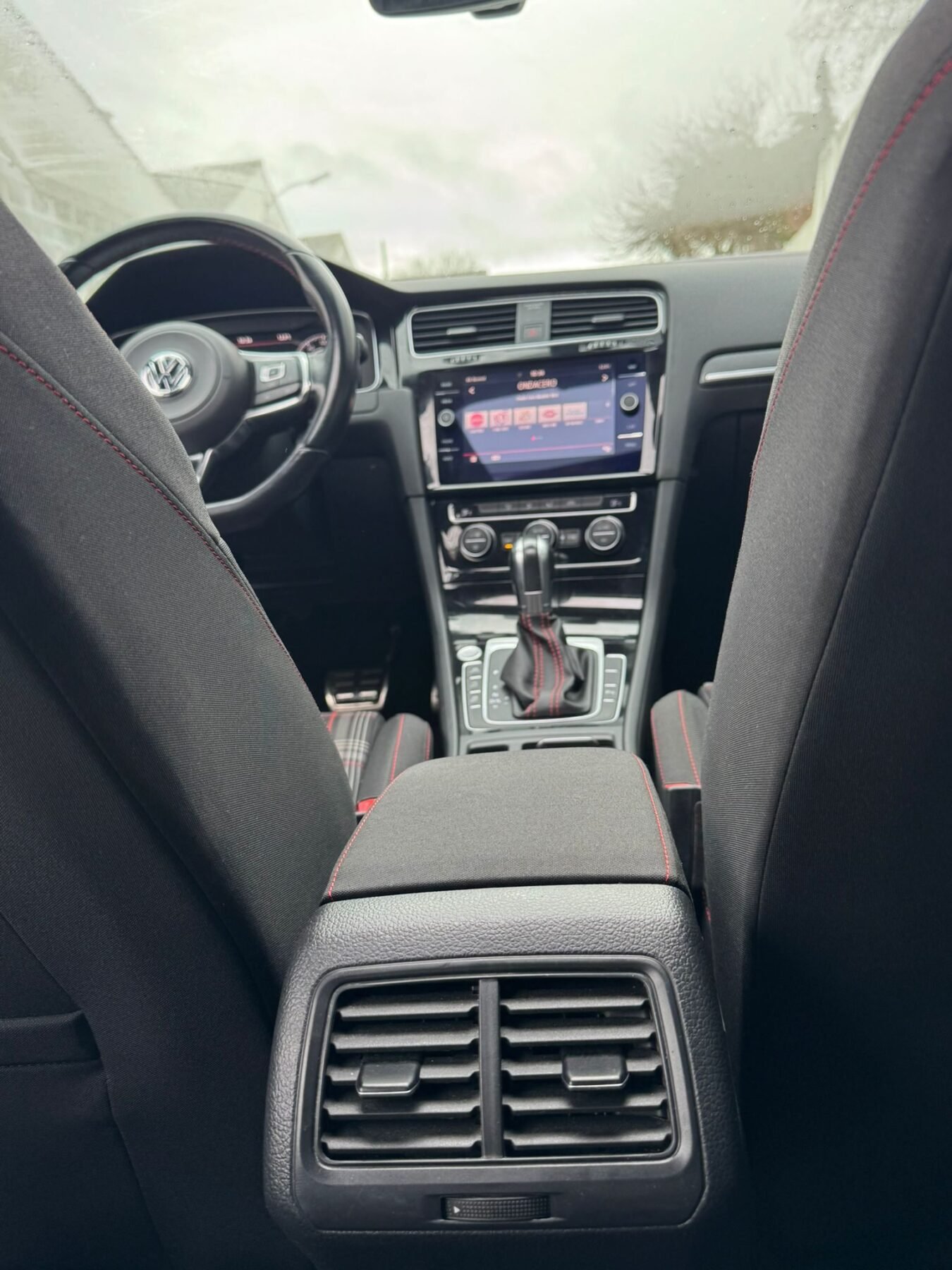 VOLKSWAGEN GOLF GTI Performance 2.0 TSI 180kW 245CV