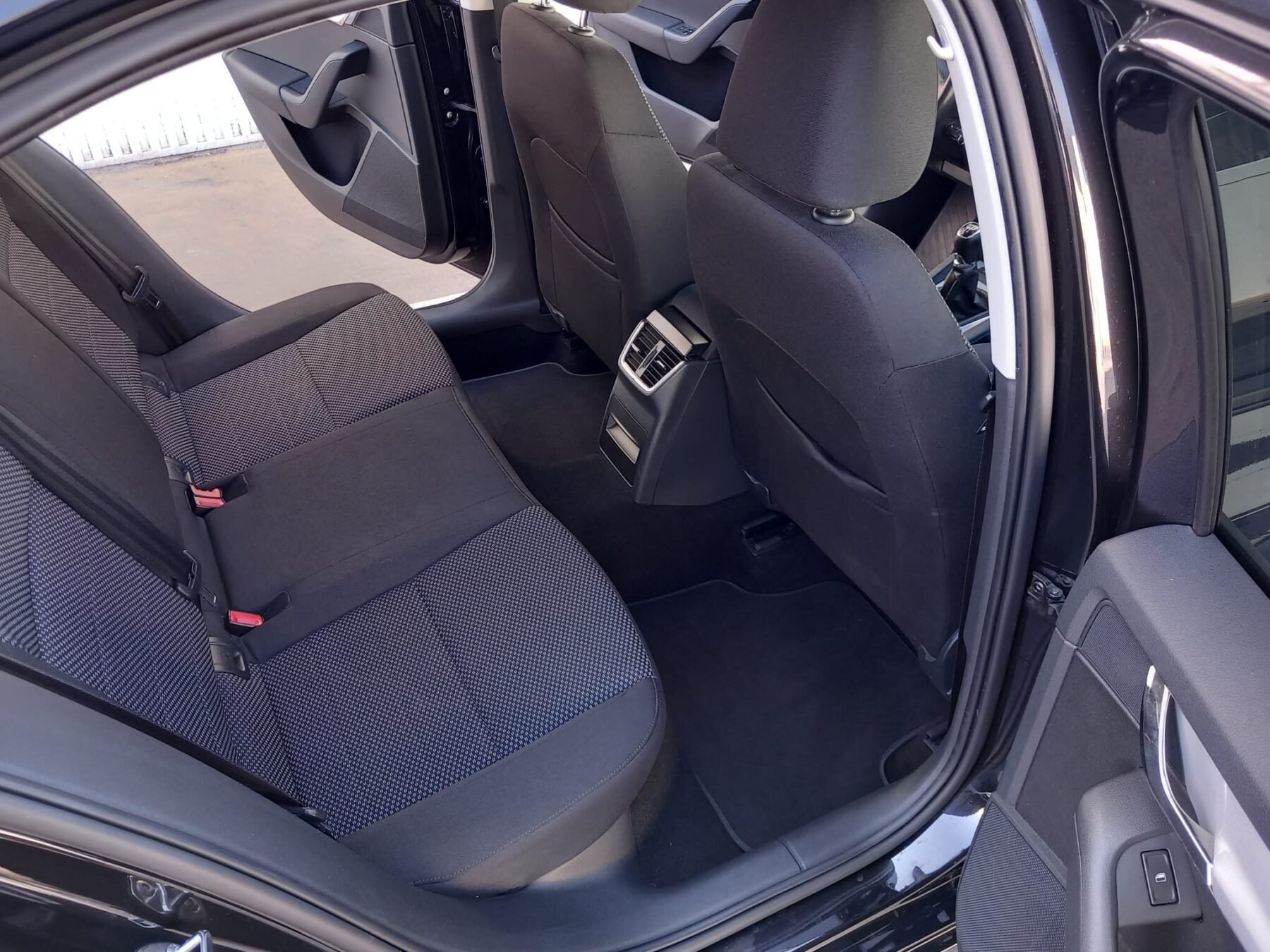 SKODA OCTAVIA 1.6 TDI CR 105cv AMBITION