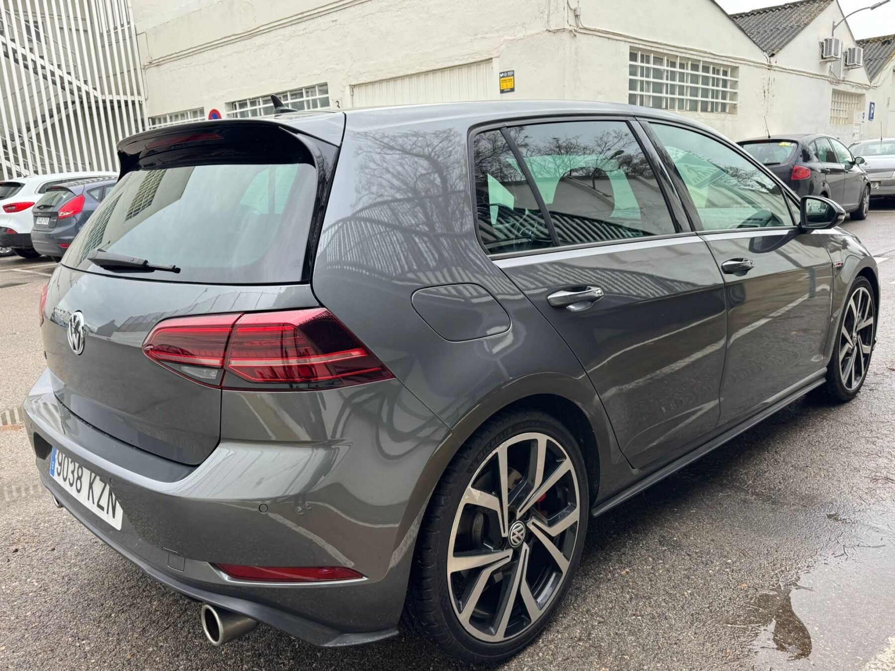 VOLKSWAGEN GOLF GTI Performance 2.0 TSI 180kW 245CV