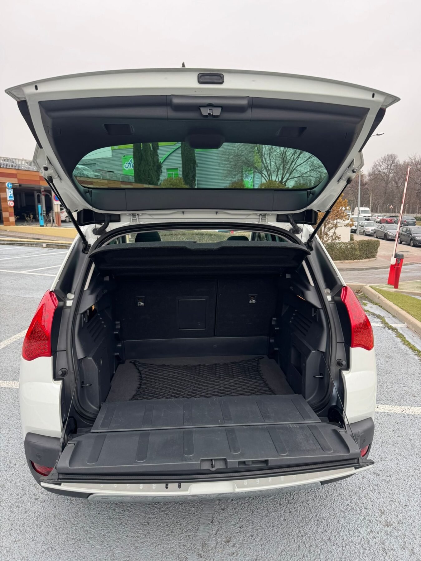 PEUGEOT 3008 Sport Pack 1.6 THP