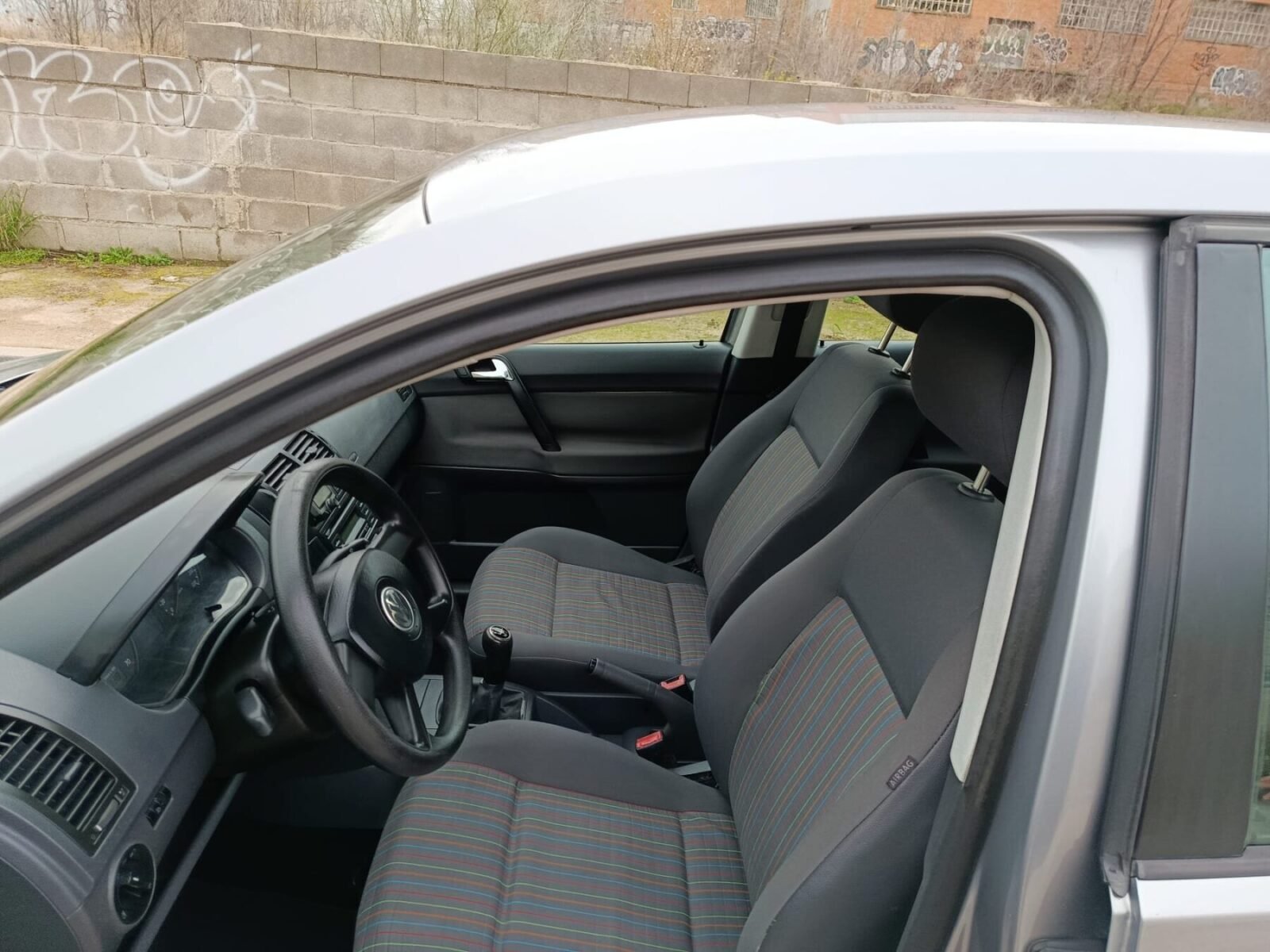 VOLKSWAGEN POLO  1.4 Advance