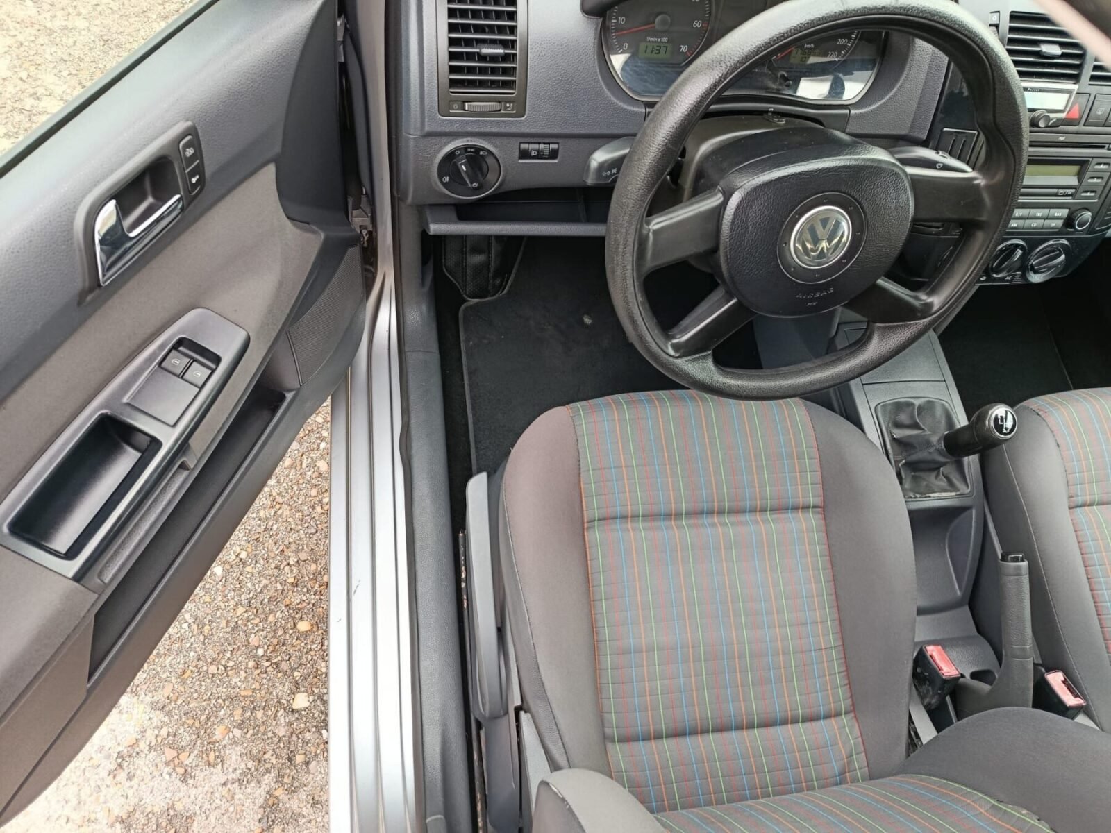 VOLKSWAGEN POLO  1.4 Advance