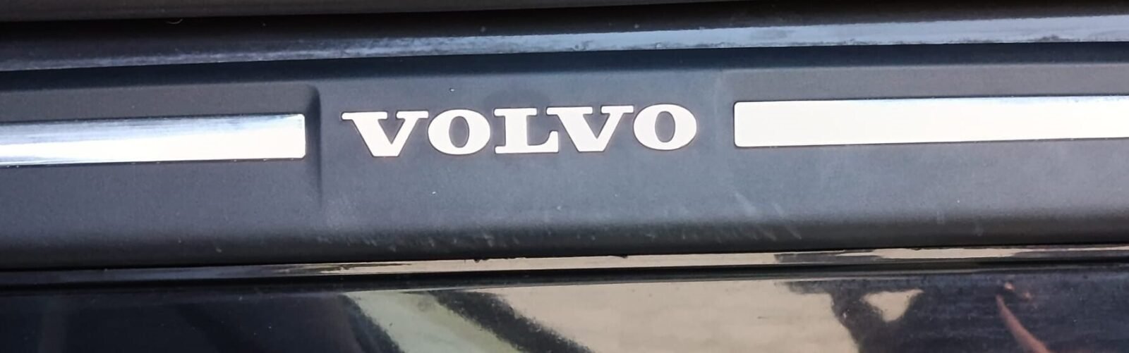 VOLVO V40 2.0 D2