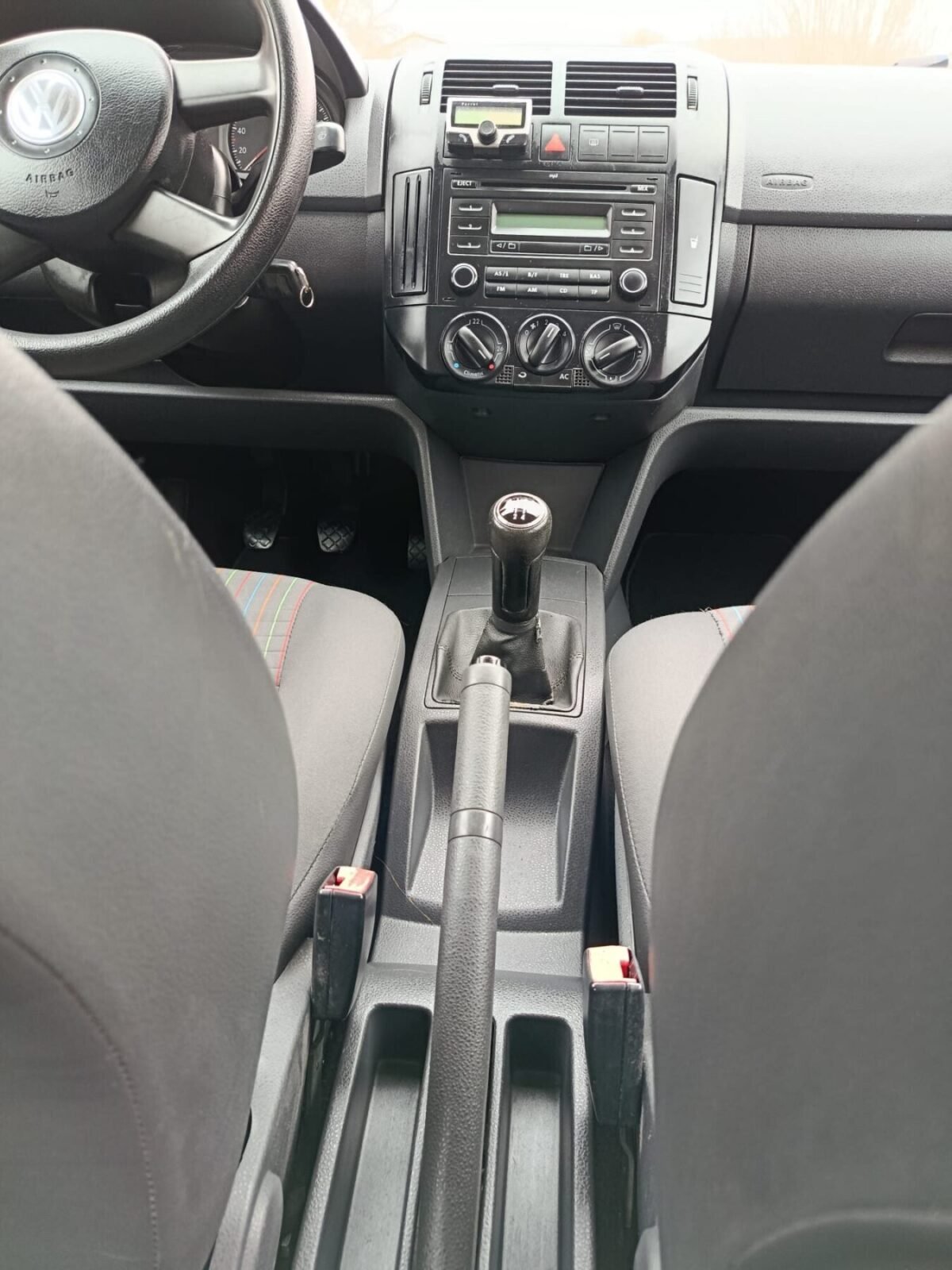 VOLKSWAGEN POLO  1.4 Advance