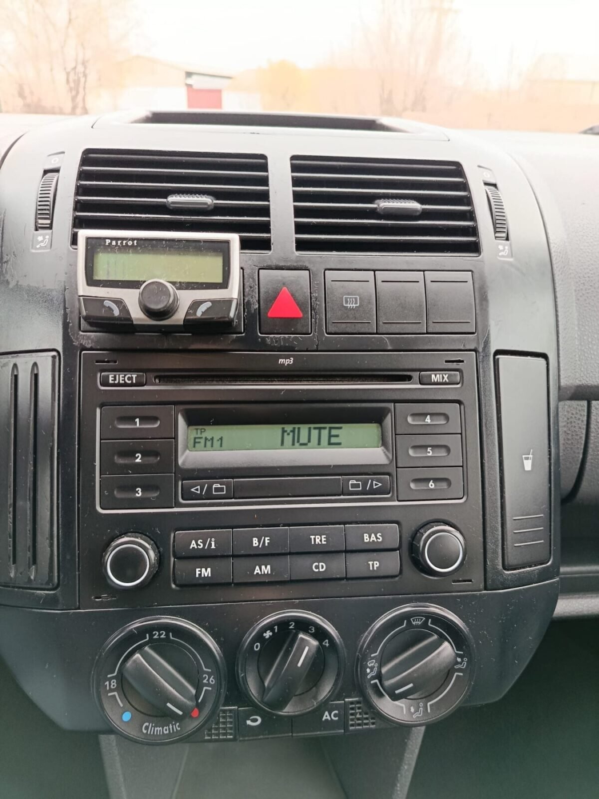 VOLKSWAGEN POLO  1.4 Advance