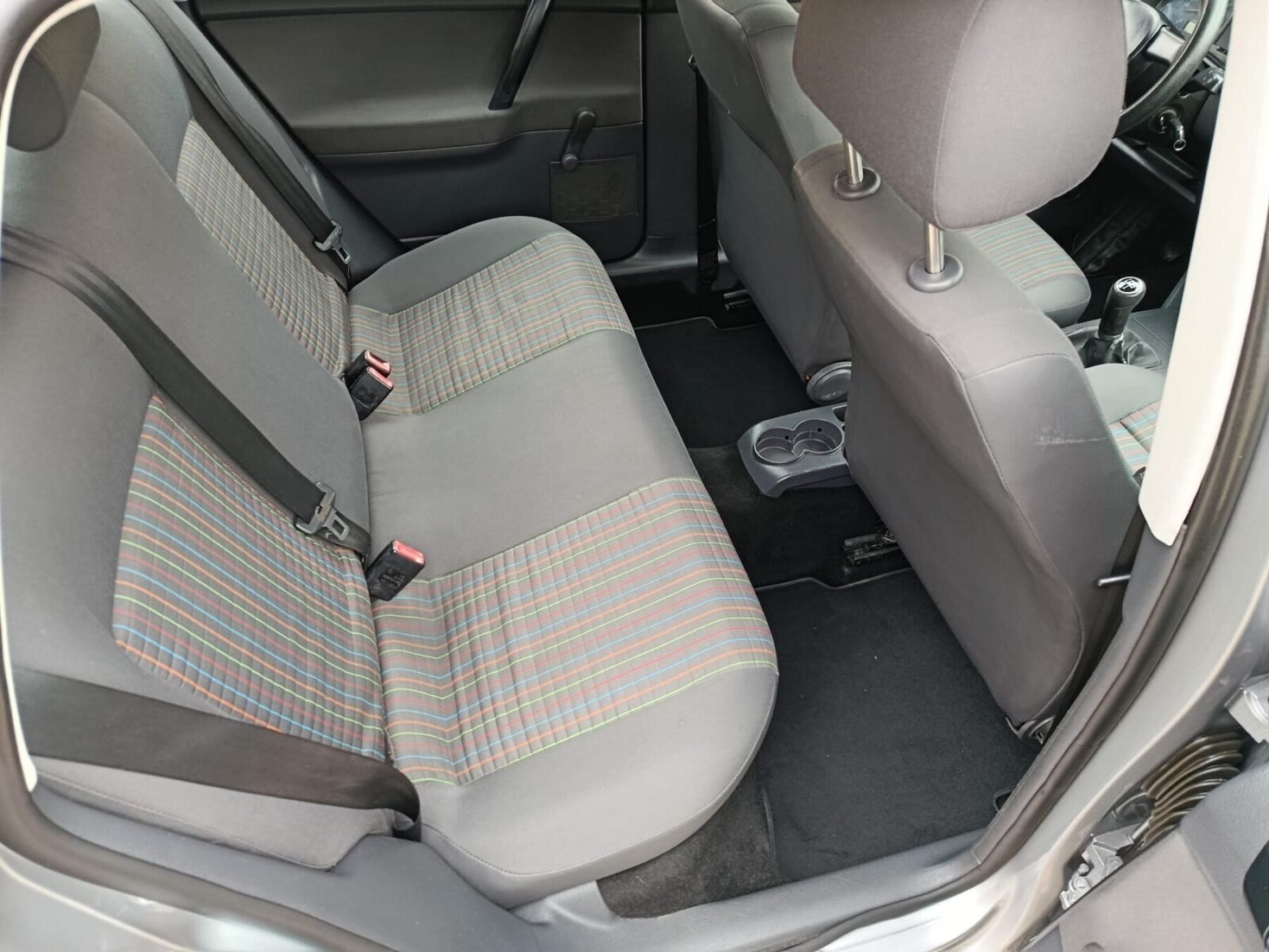 VOLKSWAGEN POLO  1.4 Advance