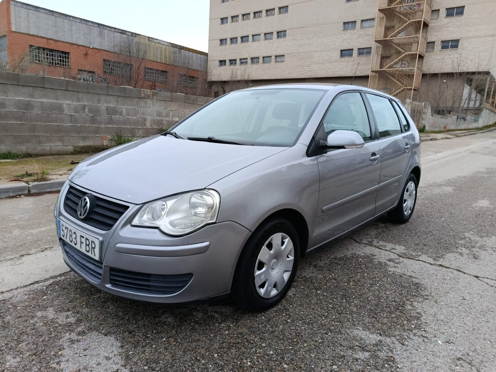 VOLKSWAGEN POLO  1.4 Advance